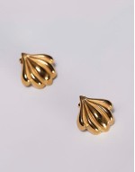 Neck on the Line vintage style pleated studs in gold plated