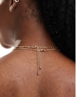 pack of 2 necklaces with textured chain and knot design in gold tone