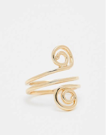 ring with double swirl detail in gold tone