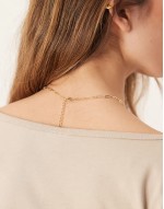 chunky T-Bar mid length necklace in 18k gold plated